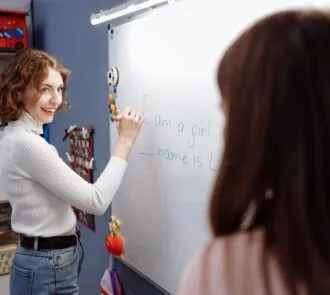 Como aprender inglês de forma prática e divertida